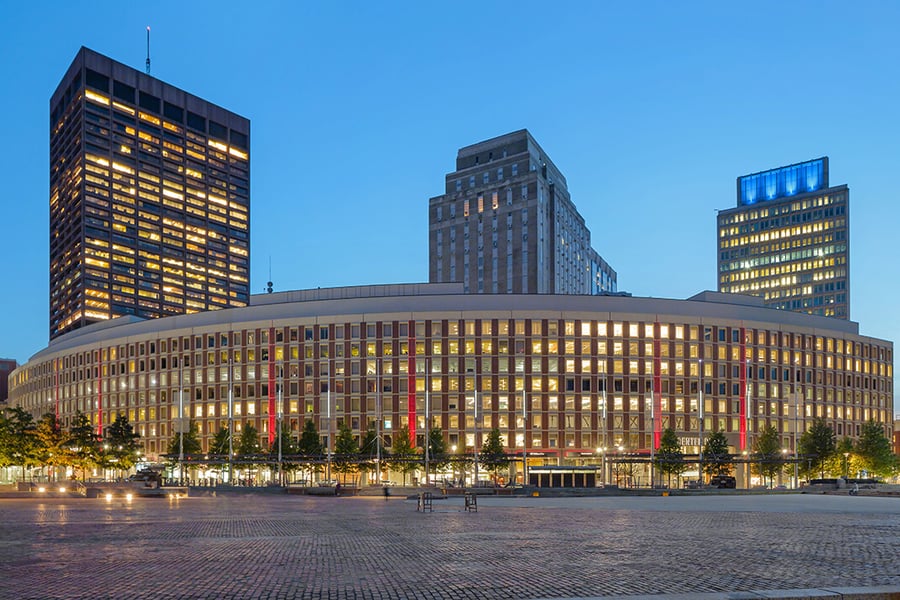 1 Center Plaza: Office Suite with Coworking Access in Boston